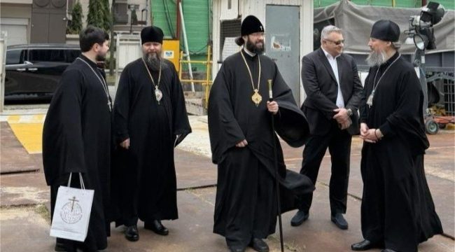 Митрополит Антоний осмотрел стройку русского храма в Сингапуре