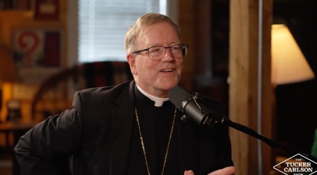 Епископ заявляет, что Кэрри Прейджан Боллер не была исключена из Комиссии по религиозной свободе из-за её католической веры