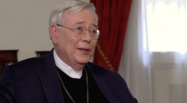 Католическая церковь не выживет без рукоположения женщин, предупреждает кардинал