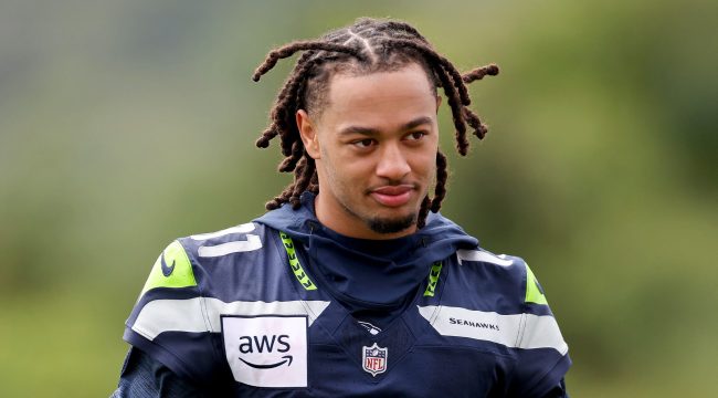 После заключения исторической сделки в НФЛ Джексон Смит-Нджигба заявил, что он «здесь, чтобы служить Господу»