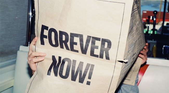 Грэмми-лауреаты Switchfoot бьют тревогу с новой песней 'Wake Up, Mr. Crow'