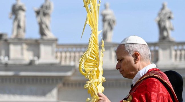 Папа Лев XIV: Бог не слышит молитв тех, кто ведет войну