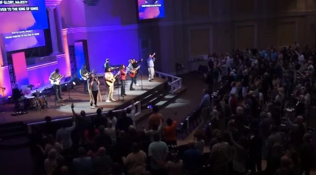 Суд отклонил претензии Объединённой методистской церкви на собственность отделившейся мегацеркви