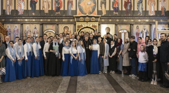 Пассия с участием молодежи Восточного викариатства прошла в храме Казанской иконы Божией Матери в Измайлове