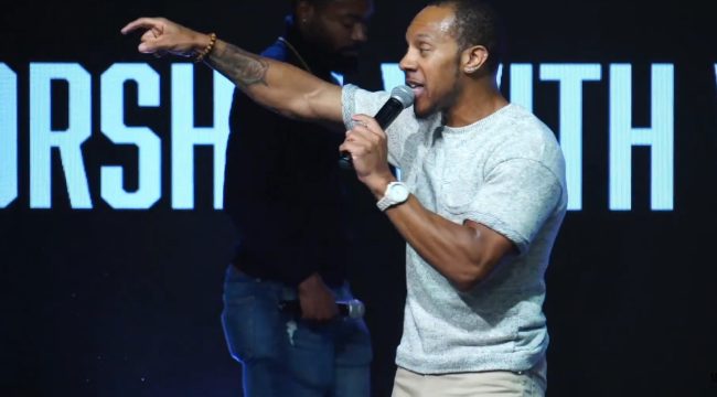 Бывший лидер церкви Worship with Wonders приговорен к 25 годам за злоупотребления несовершеннолетним