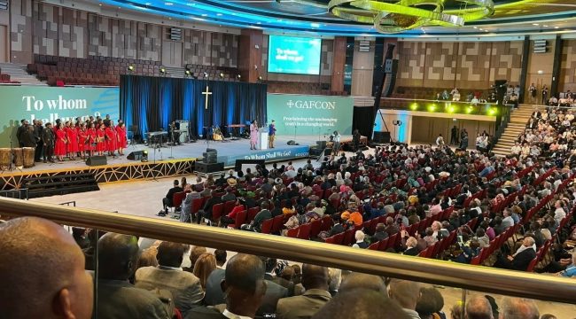 Глобальное Англиканское Сообщество встречается в Нигерии для выбора соперника архиепископа Кентерберийского