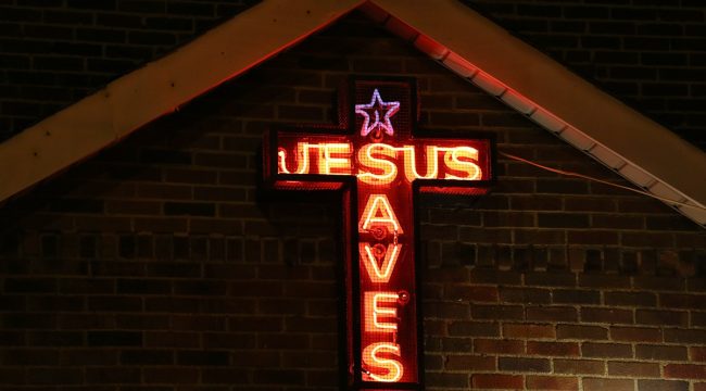 Рекордное количество американцев без религиозной принадлежности: только 47% считают религию 'очень важной'