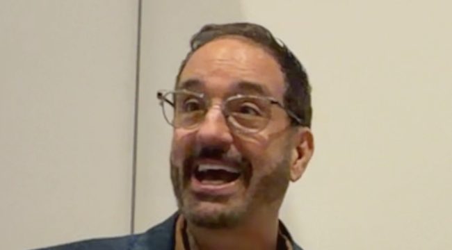 Режиссер 'Он называет меня дочерью' Рик Алицер о помощи женщинам в исцелении от 'отцовских травм'