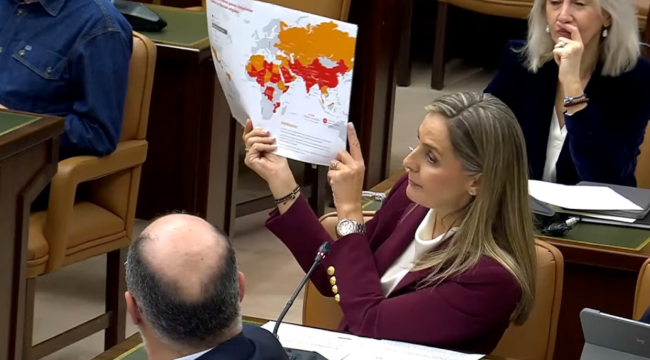 Парламент Испании одобрил инициативу по защите преследуемых христиан