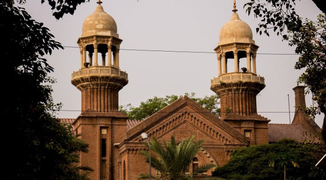 Принято историческое решение: Высший суд Пакистана разрешил христианским парам разводиться по причине desertion