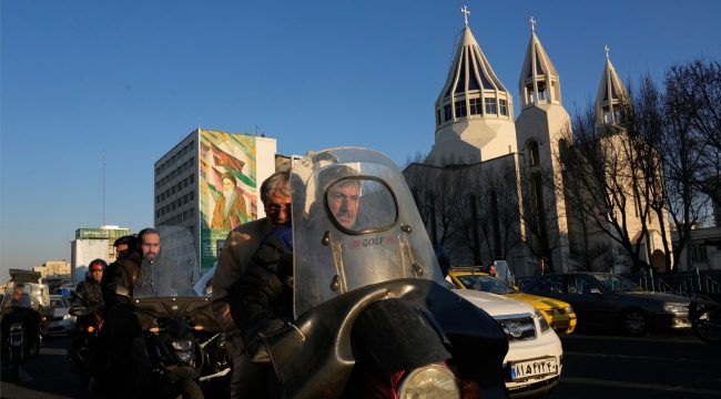 Опасения за христианские общины нарастает на фоне конфликтов в Иране