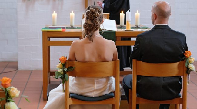 Почему все меньше людей решаются на брак