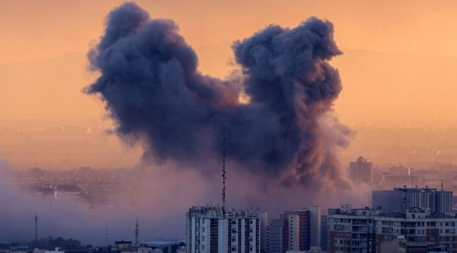 Надежда на свободу для Ирана, но США ожидает хаос