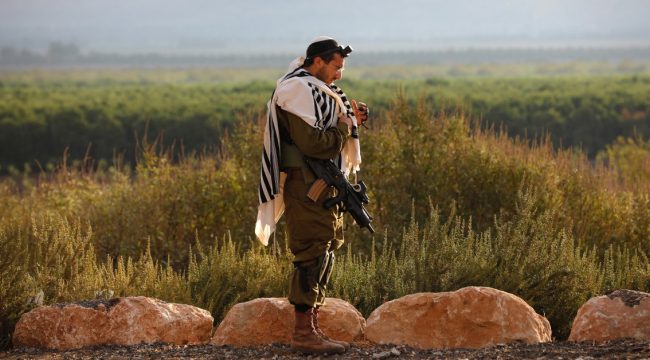 Некоторые израильтяне обращаются к вере на фоне продолжающейся войны