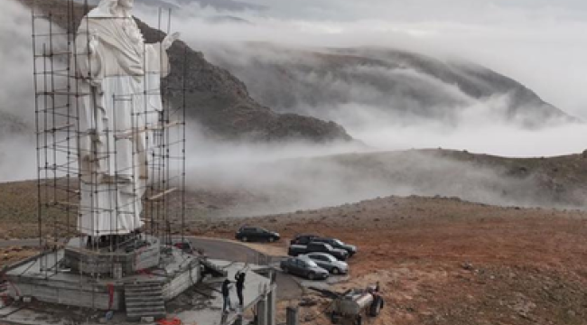 В Ливане, несмотря на бомбардировки, завершено строительство монументальной статуи Христа