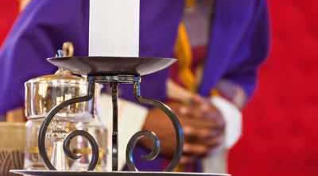 Нигерия: Консервативное англиканское движение против архиепископа Кентерберийского Сары Маллали