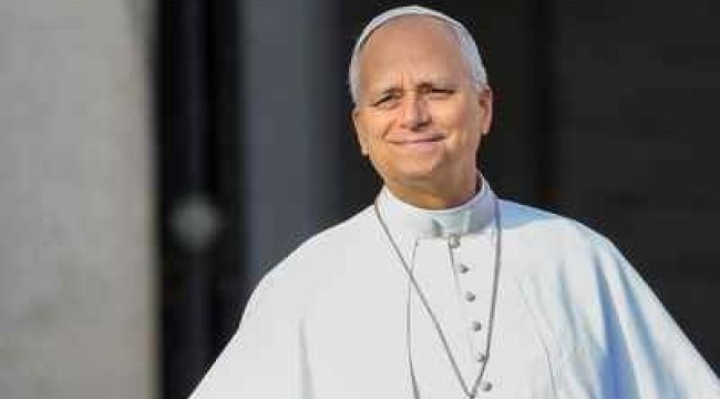 Папа молится о прекращении бомбардировок и начале диалога на Ближнем Востоке