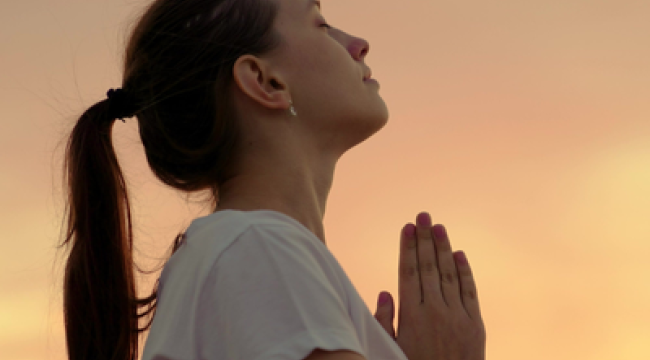 Я открою тебе невидимое: присутствие Иисуса в твоей жизни