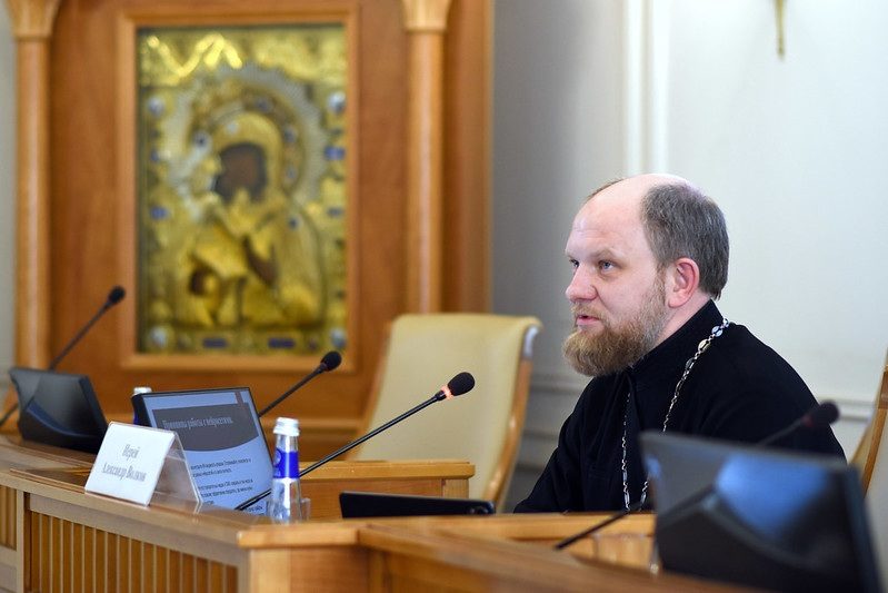 Священник рассказал о применении нейросетей в церковных медиа на курсах повышения квалификации