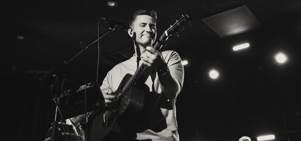 Bethel Music приветствует нового участника Джоэла Барбера в своем коллективе поклонения