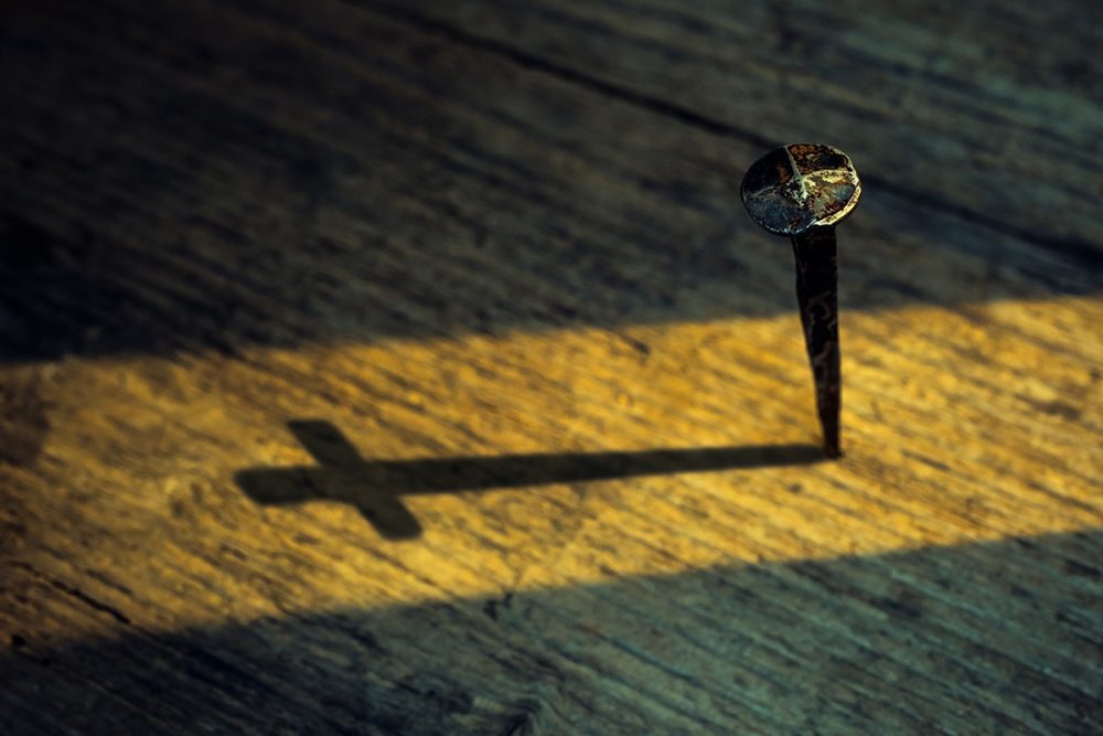 Крест Иисуса по-прежнему восстанавливает разбитые жизни