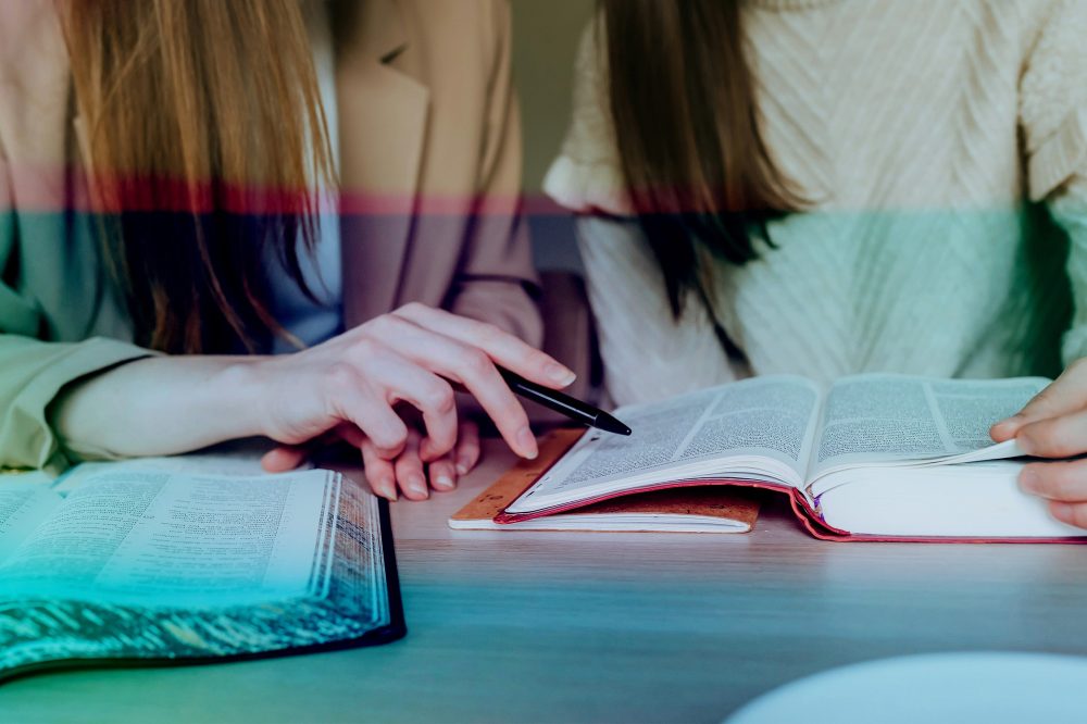 Как изучать Библию без посещения семинарии