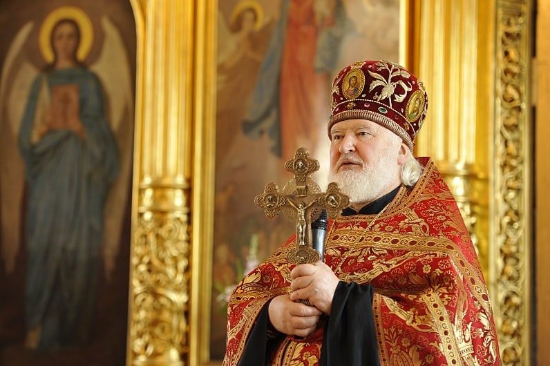 Патриарх Кирилл поздравил протоиерея Владимира Воробьева с 85-летием