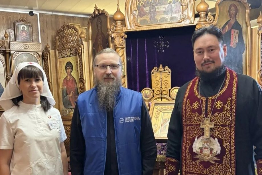 Епископ Череповецкий Игнатий поддержал волонтеров в Белгороде и Курске