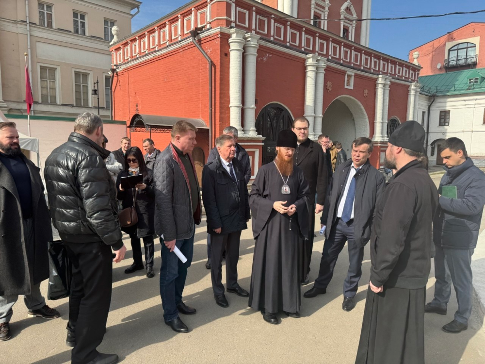 В Высоко-Петровском монастыре обсудили реставрацию к юбилею святителя Петра