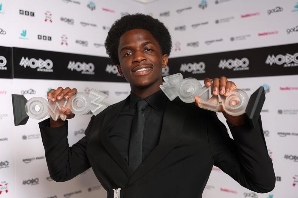 DC3 стал первым христианским артистом, получившим награду «Лучший новичок» на британской премии MOBO