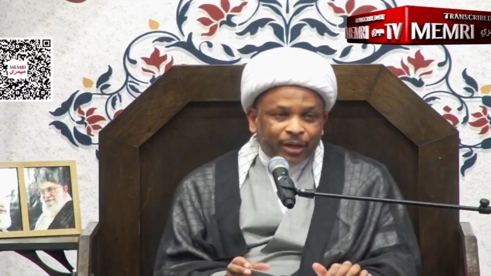 Мечеть в Дирборне проводит мемориал в честь 'мученика' аятоллы Хаменеи и обвиняет США в поклонении Сатане