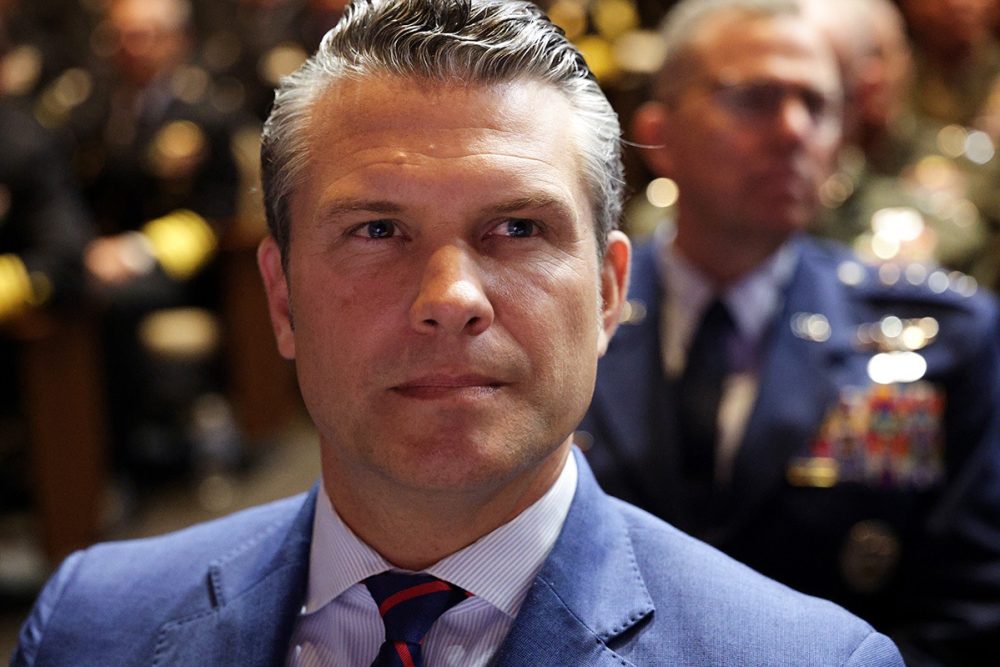 Пет Хегсет призывает молиться за американских военных и мудрость в конфликте с Ираном