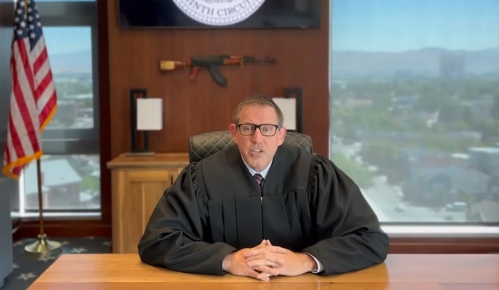 Судья раскритиковал «пробуждённых» коллег в деле христианского спа для женщин, вынужденного допустить голых мужчин