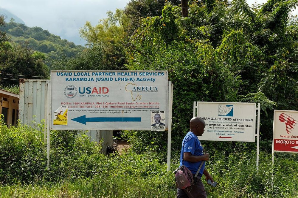 Религиозные медицинские учреждения в Кении и Замбии адаптируются к изменению финансирования из США