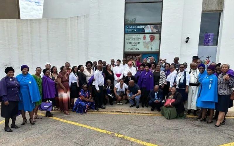 Апостольский нунций в Южноафриканской Республике приветствует участие новых мирян в синодальной жизни Клерксдорпа