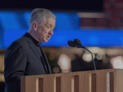 Война в Иране как видеоигра? Архиепископ Чикаго осуждает дегуманизацию