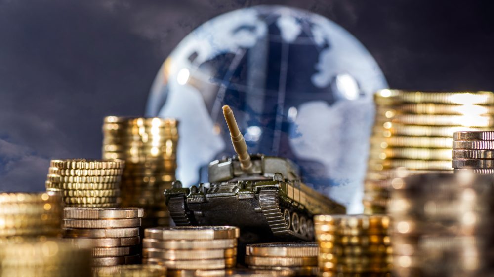 Экспорт оружия: опасная игра с огнем