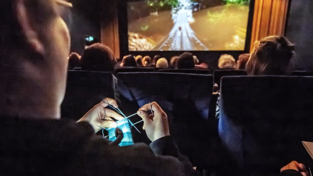 Вязаные протесты: Хобби или политический манифест?