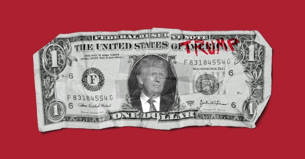 Трамп увековечивает себя на зданиях, Библиях и не только