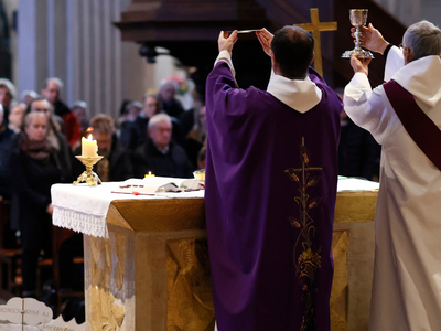 Война на Ближнем Востоке: Католическая церковь Франции объявила сбор средств для пострадавших
