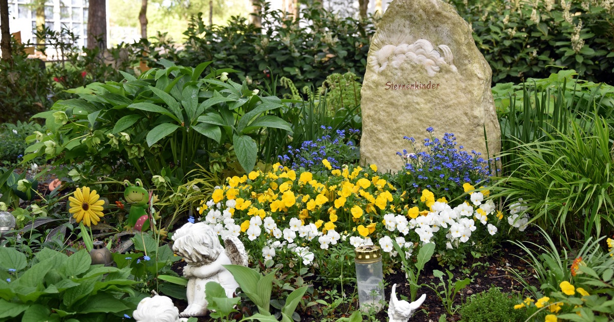 Траурные предложения для родителей «звездных детей»