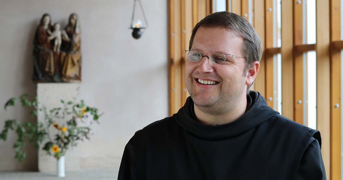 Должен ли Бог быть в политике?