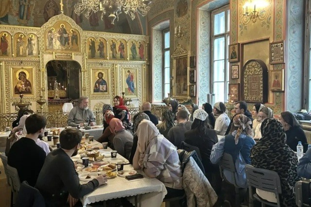 Протоиерей Михаил Потокин встретился с участниками Школы духовного развития центра «Фавор»