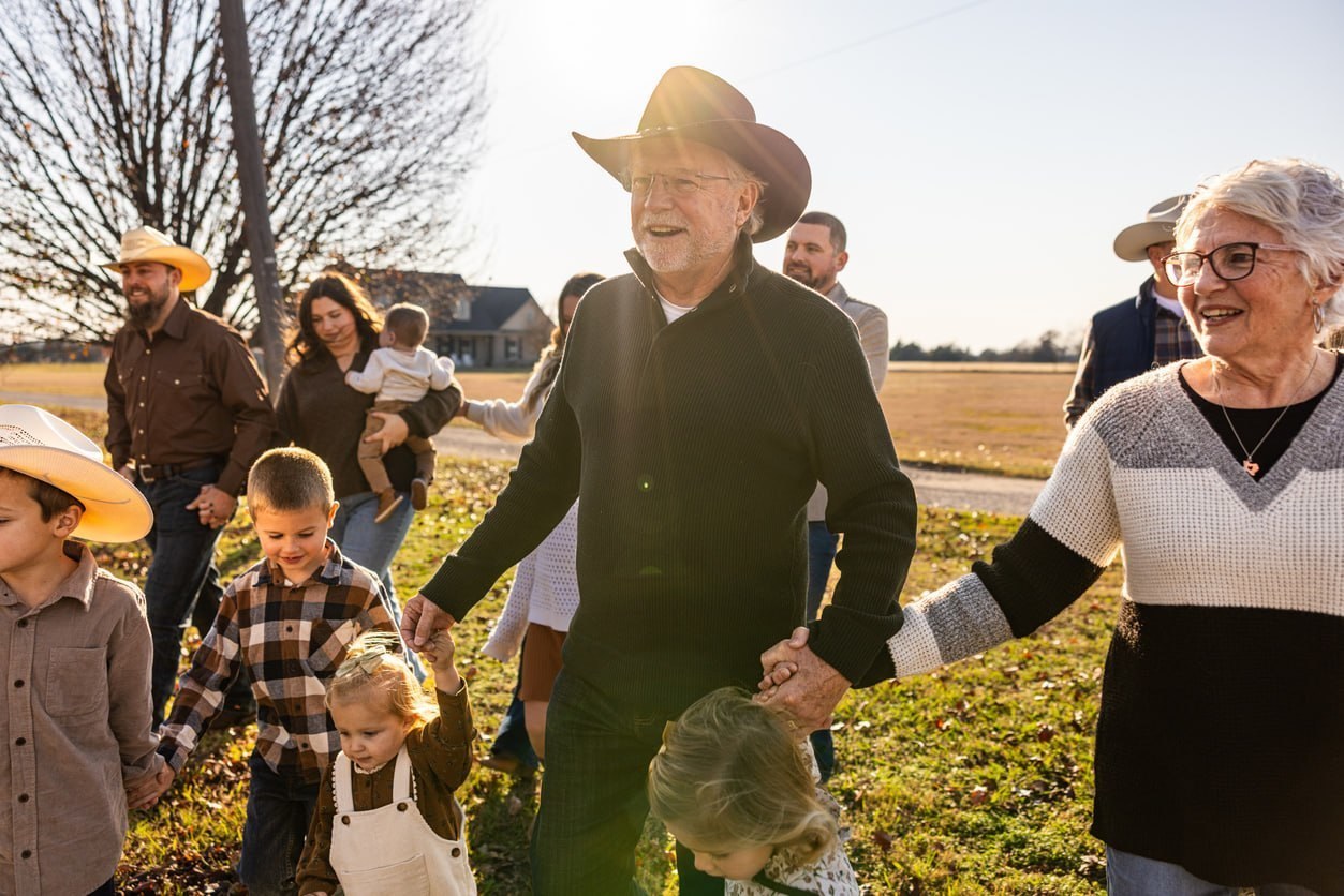 Новая атака NYT на «геронтократию»: почему они хотят, чтобы ваши дети вас ненавидели
