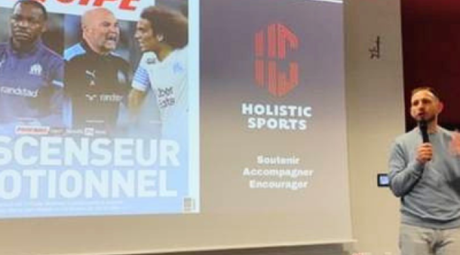 Перед 600 лицеистами Жоэль Тибо рассказал о своей роли спортивного капеллана