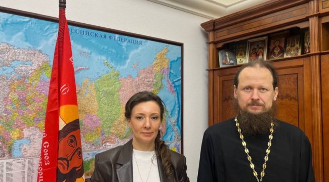 Встреча представителей РПЦ и Госдумы обсудила развитие православного молодежного движения