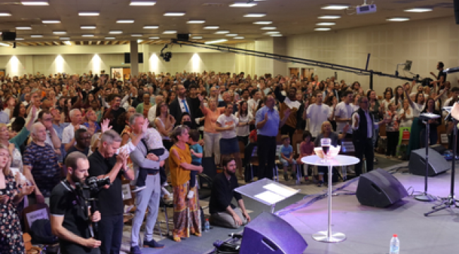 Церковь «Открытая дверь» в Мюлузе отмечает 60-летие