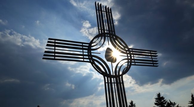 Как церковь пришла к кресту?