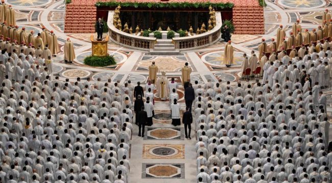 Путь Церкви: размышления Папы Льва XIV в Страстной четверг