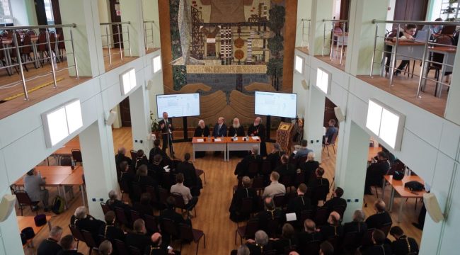 Духовенство и учёные обсудили вызовы искусственного интеллекта